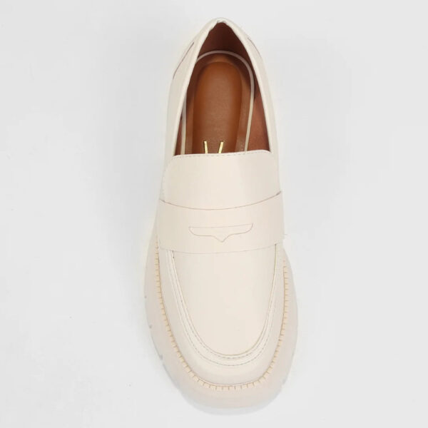 Mocassim Vizzano Tratorado Feminino – Off White - Imagem 4